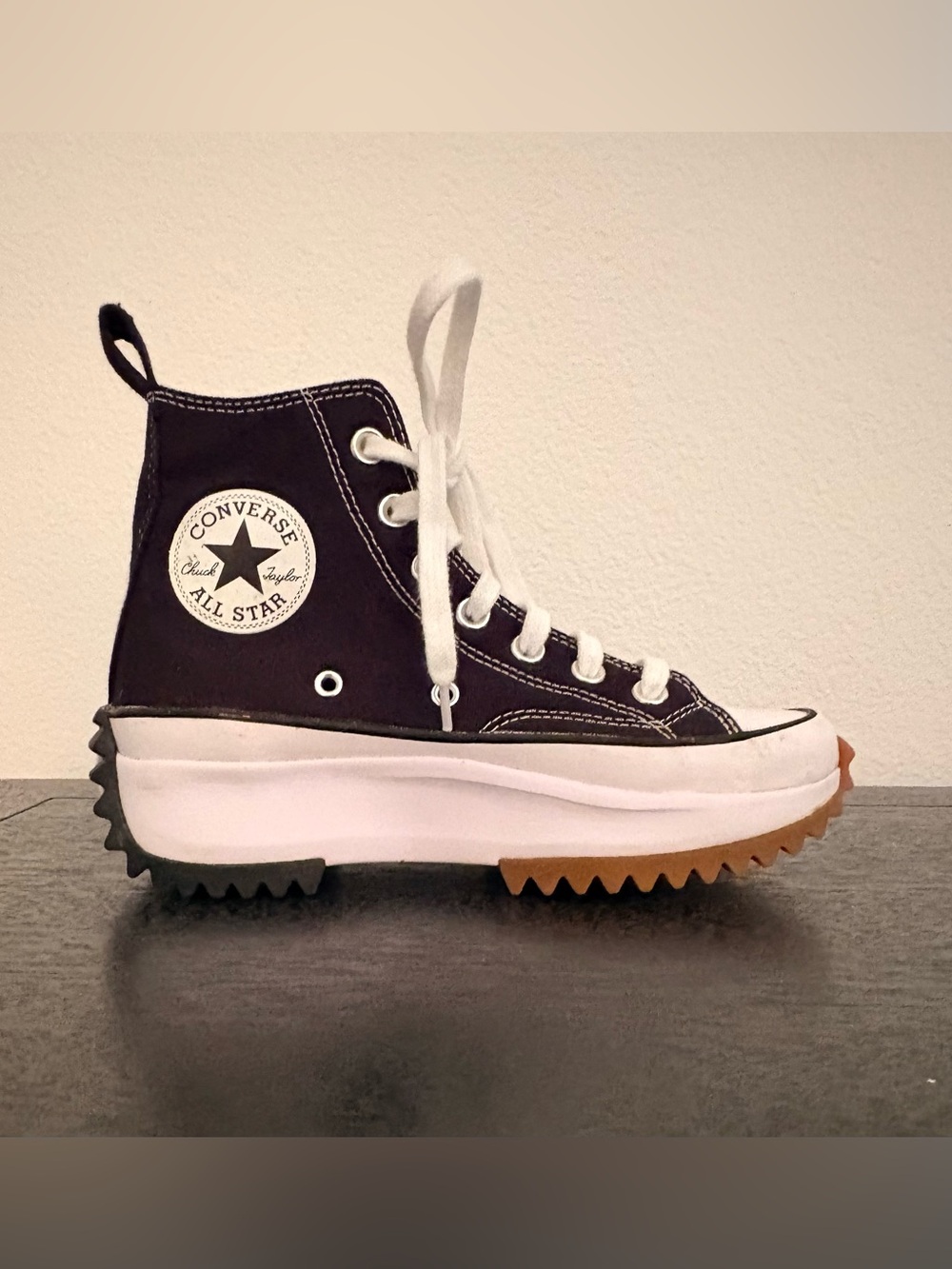 Converse Run Star Hike Black Chunky Platform High Top Sneakers Womens 6.5 - Picture 1 of 13